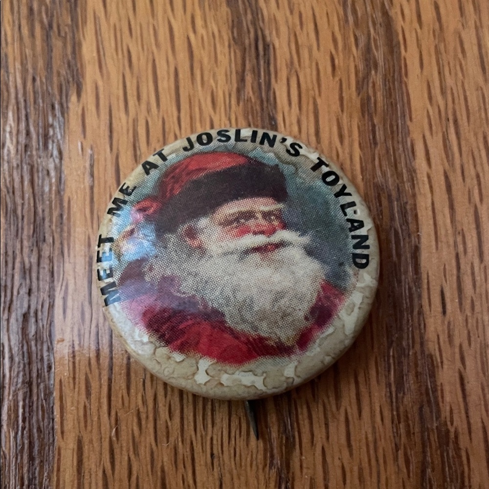 Vintage Santa Claus Button